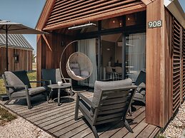 Modern Tiny House With Dishwasher, Beach at 500m