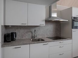 Modern Tiny House With Dishwasher, Beach at 500m