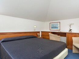 Belvilla by OYO Catalani Trilo