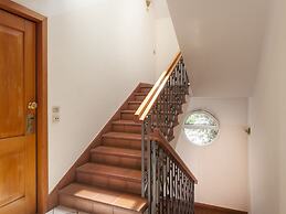 Belvilla by OYO Catalani Trilo