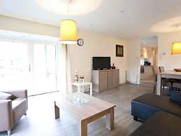 Cozy Chalet in a Holiday Park