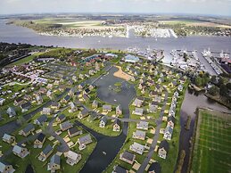 Luxury Villa With Sauna, Located on the Water, Near the Veerse Meer