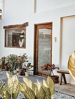 148 Guesthouse and Resort