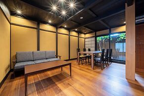 RESI STAY PALACE GATE