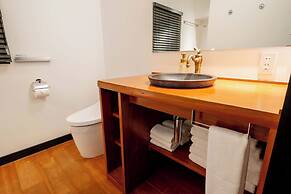 RESI STAY PALACE GATE