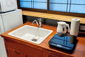 RESI STAY PALACE GATE