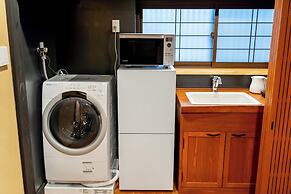 RESI STAY PALACE GATE