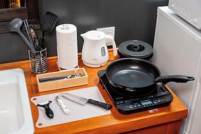 RESI STAY PALACE GATE