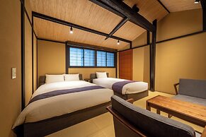 RESI STAY PALACE GATE