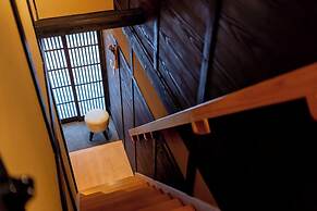 RESI STAY PALACE GATE