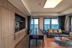 More Than Sokcho Lighthouse Branch