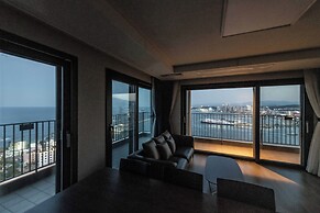 More Than Sokcho Lighthouse Branch