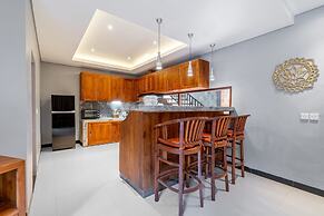 Maru Fortuna Villa by Moria