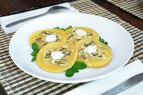 Maru Fortuna Villa by Moria