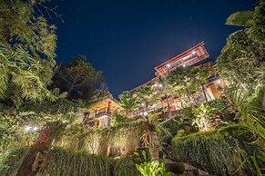 Maru Fortuna Villa by Moria