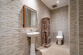 Maru Fortuna Villa by Moria