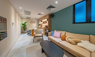 Weave Studios - Kowloon West