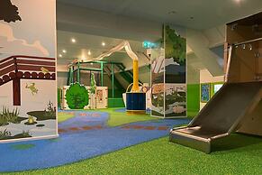 Chalet With Private Jetty