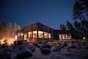 Invisible Forest Lodge