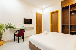 Lime Tree Hotel Genpact Vatika Chowk