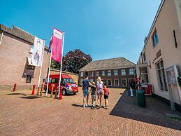 Nice Chalet With Dishwasher, 4.5 km. From Rockanje