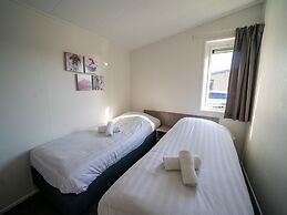 Nice Chalet With Dishwasher, 4.5 km. From Rockanje