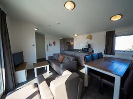 Nice Chalet With Dishwasher, 4.5 km. From Rockanje