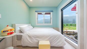 Gyeongsan Stage-ipple pet Pension