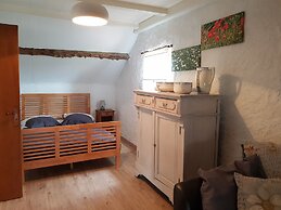 Apartment 100 m From the Atlantic