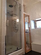 Apartment 100 m From the Atlantic