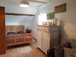 Apartment 100 m From the Atlantic