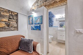 Le Petit Bijoux De La Pigna