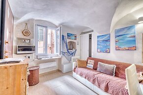 Le Petit Bijoux De La Pigna