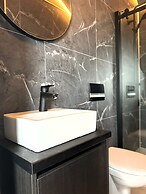 Day Dream Aurora Lodges