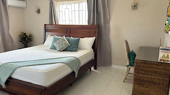 Welcome to Hope Winds, a Charming Property Ranch-style House on a Sere