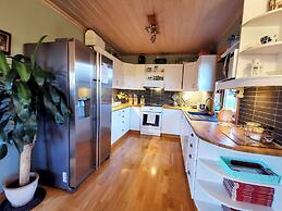 Mikael's Bed & Spa apartment