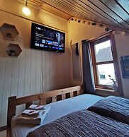 Mikael's Bed & Spa apartment