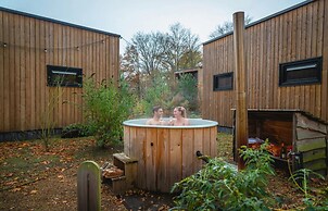 Modern Chalet in a Holiday Park, Bordering the Hoge Veluwe National Pa