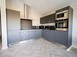 Modern Chalet in a Holiday Park, Bordering the Hoge Veluwe National Pa