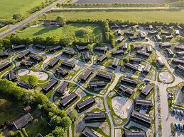 Comfortable Lodge With Airco, on a Holiday Park Near the Grevelingenme
