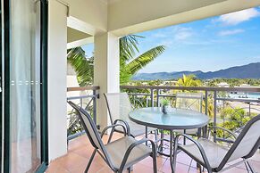 Unique Tropic Escape 444