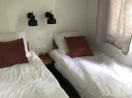 Nice Chalet With Dishwasher, Maastricht at 16 km