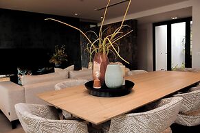 Beach Villa Soggy Dollar