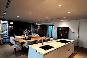 Beach Villa Soggy Dollar