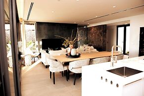 Beach Villa Soggy Dollar