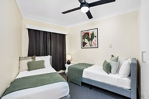 Modern Apartment Close to City Centre 21