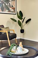 Modern Apartment Close to City Centre 21