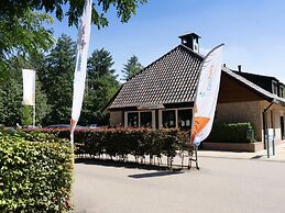 Nice Chalet With Combimicrowave, 20km From Utrecht