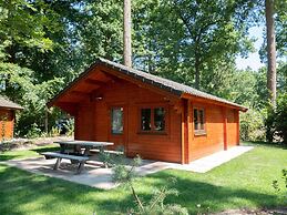 Nice Chalet With Combimicrowave, 20km From Utrecht