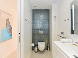 House in Lloret de Mar With Terrace